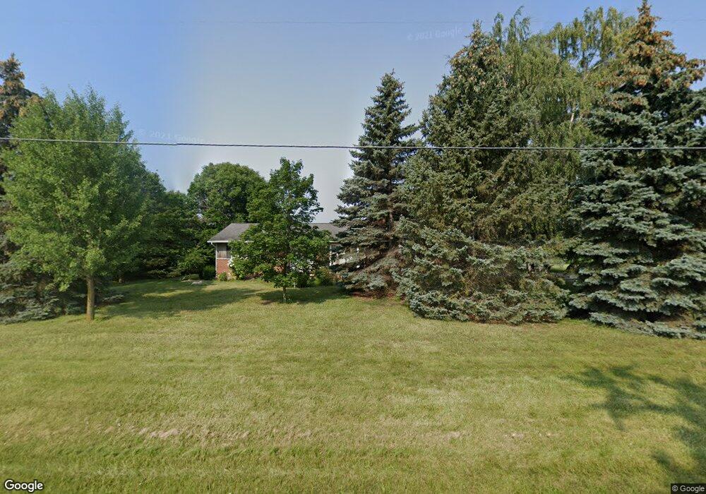 3316 S Reese Rd, Frankenmuth, MI 48734 - photo 1
