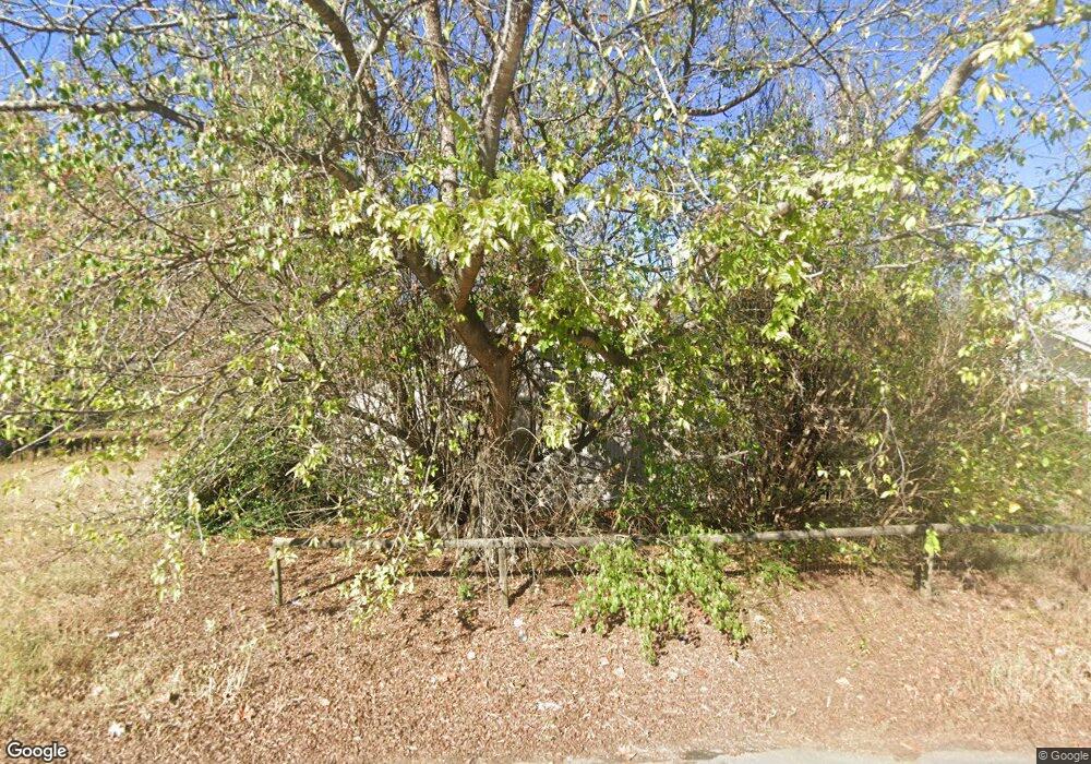 815 W Cherokee St, Okmulgee, OK 74447 - photo 1