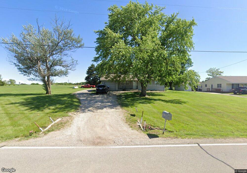 8325 SW 37th St, Topeka, KS 66614 - photo 1