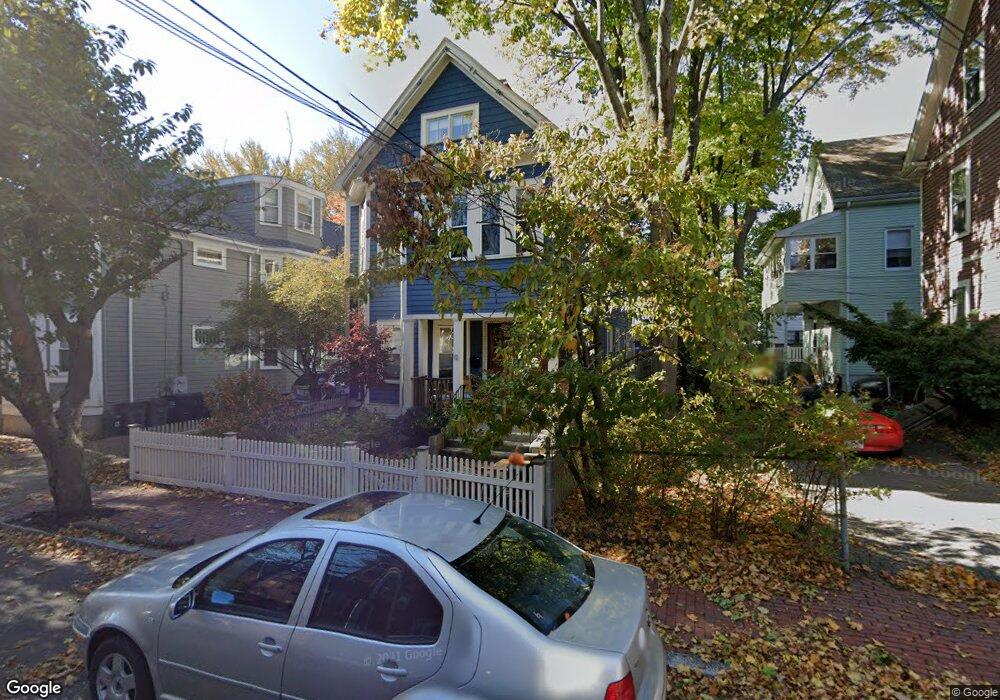 12 Fairfield St unit 2R, Cambridge, MA 02140 - photo 1