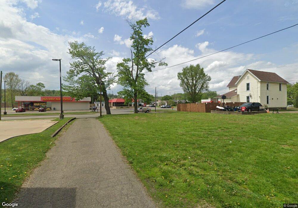 322 S 2nd St unit 2, Coshocton, OH 43812 - photo 1