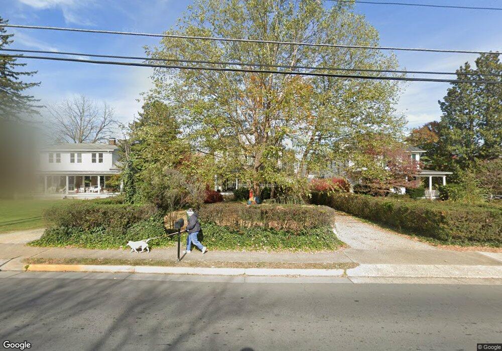 221 W Main St, Purcellville, VA 20132 - photo 1