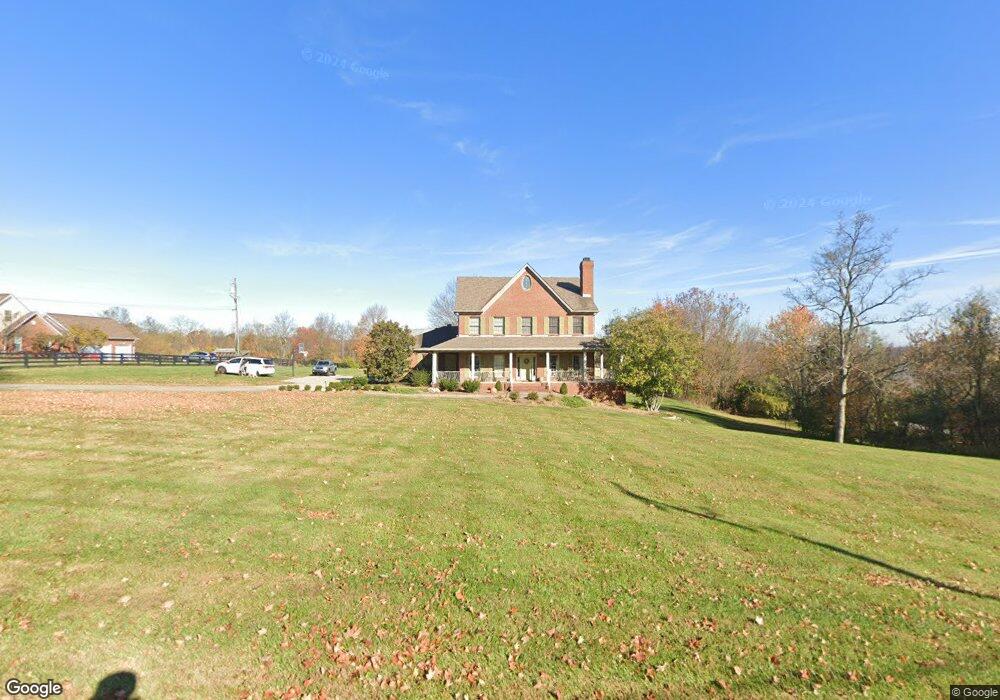 300 Colston Ln, Frankfort, KY 40601 - photo 1