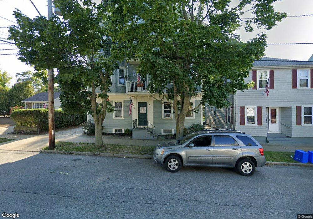 327 High St unit 1R, Bristol, RI 02809 - photo 1