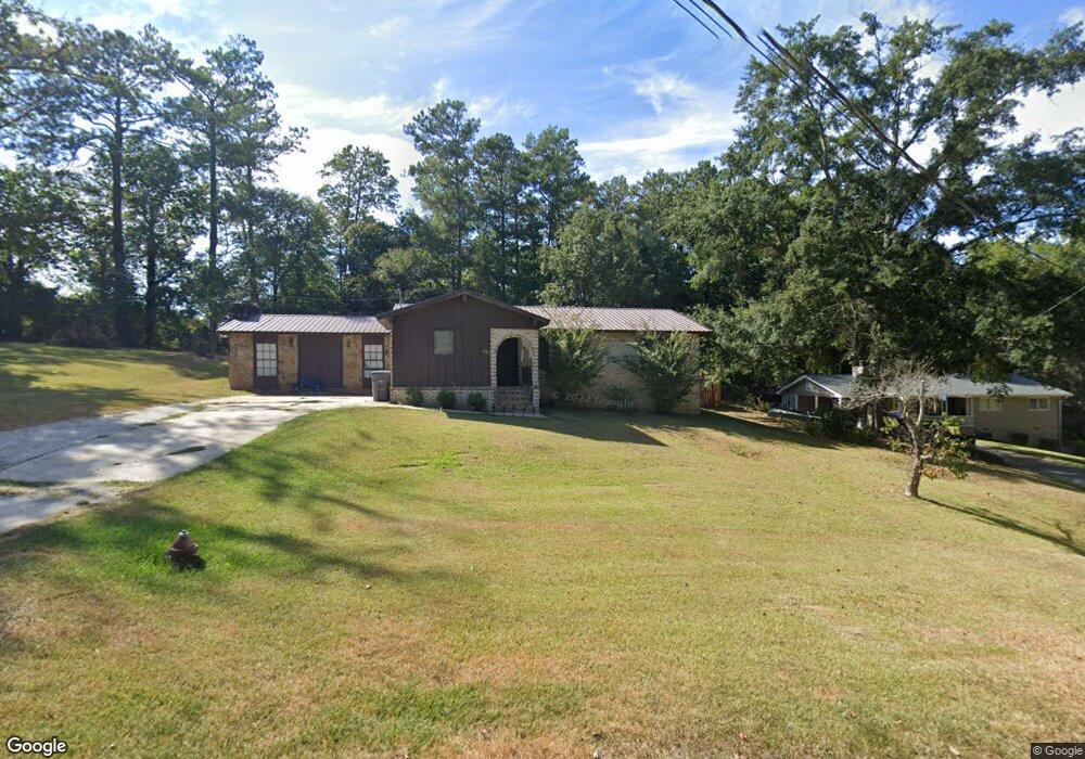 122 Forest Ln, Barnesville, GA 30204 - photo 1