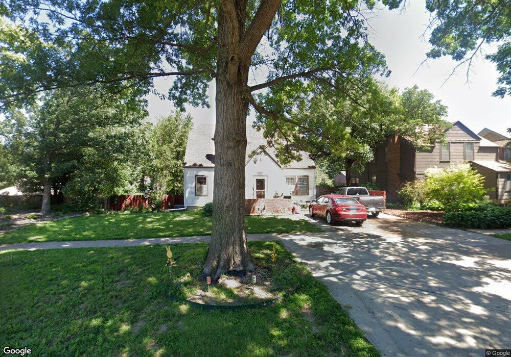 621 W 9th St, Concordia, KS 66901 - photo 1