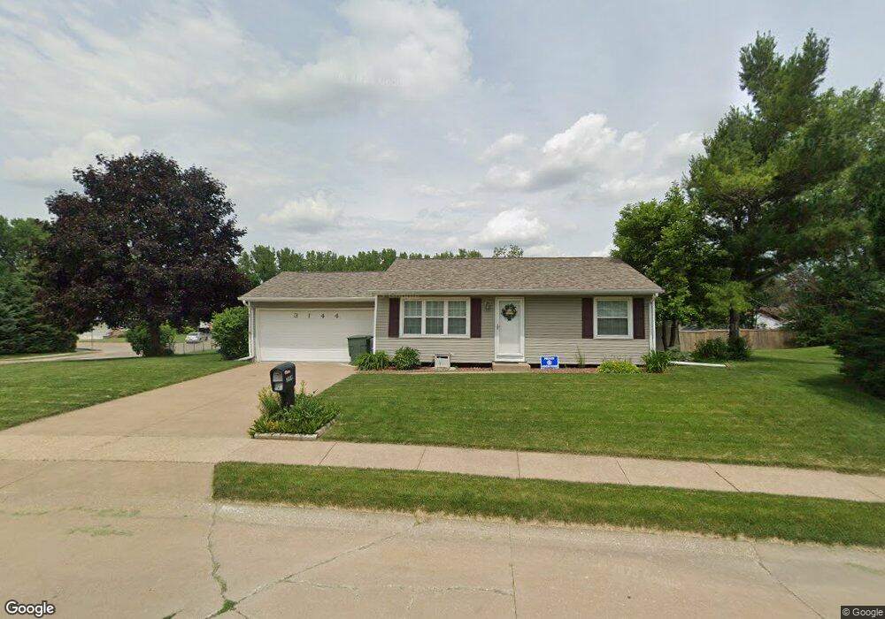 3144 W 43rd St, Davenport, IA 52806 - photo 1