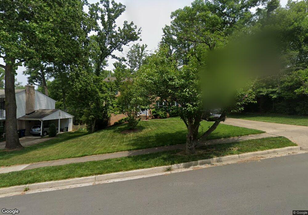 703 Macarthur Ave NE, Vienna, VA 22180 - photo 1