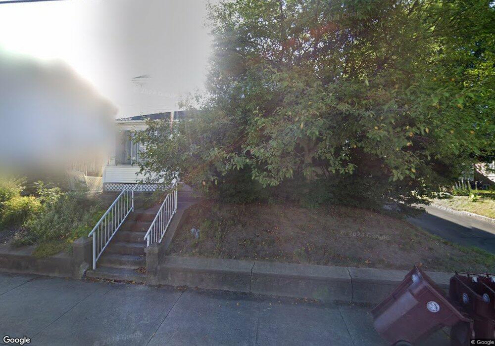 738 Park Ave, Woonsocket, RI 02895 - photo 1