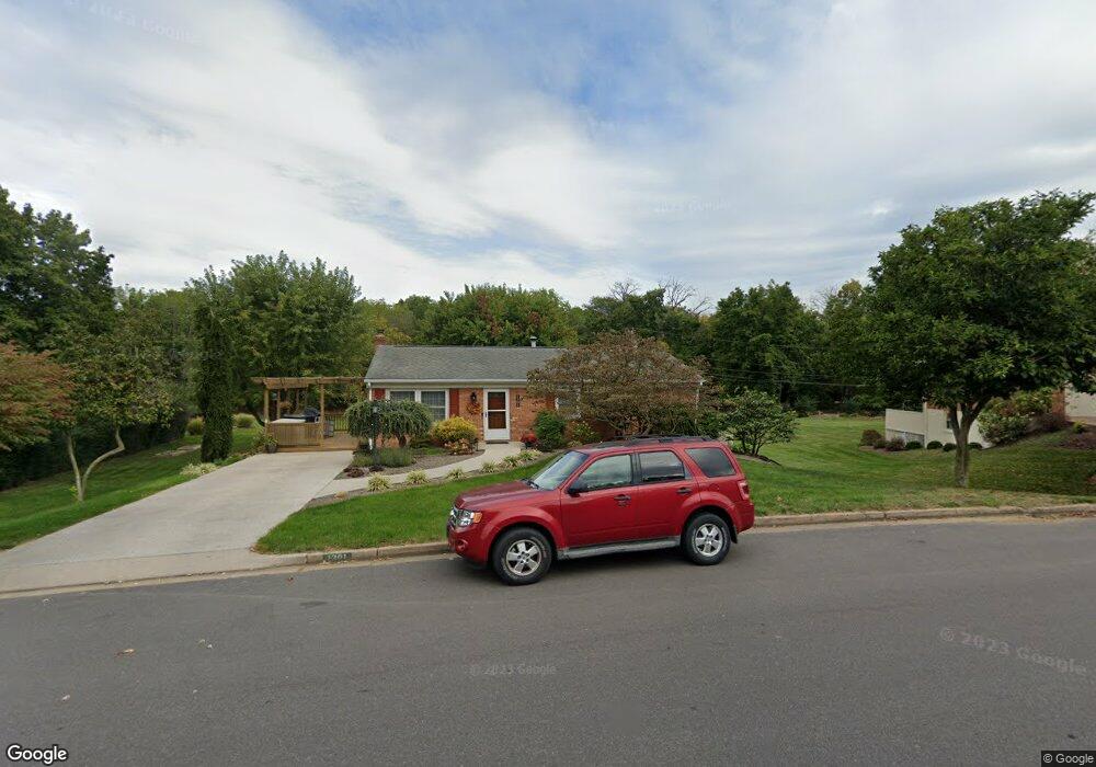 1301 S Dogwood Dr, Harrisonburg, VA 22801 - photo 1