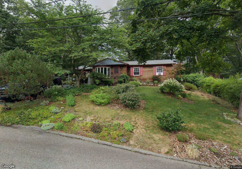 8 Gilbert St, Warwick, RI 02886 - photo 1