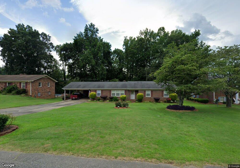 811 Waters St, Shelby, NC 28152 - photo 1