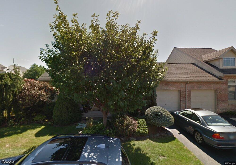 325 Windsor Place unit Q325, Macungie, PA 18062 - photo 1