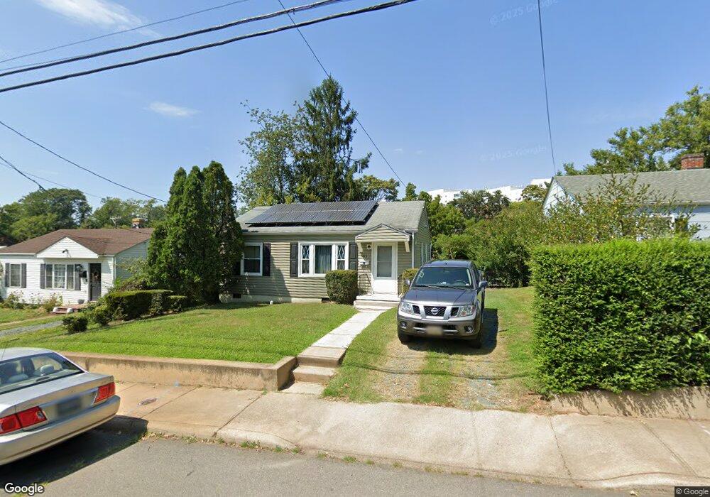 1013 Cherry Ave, Charlottesville, VA 22903 - photo 1