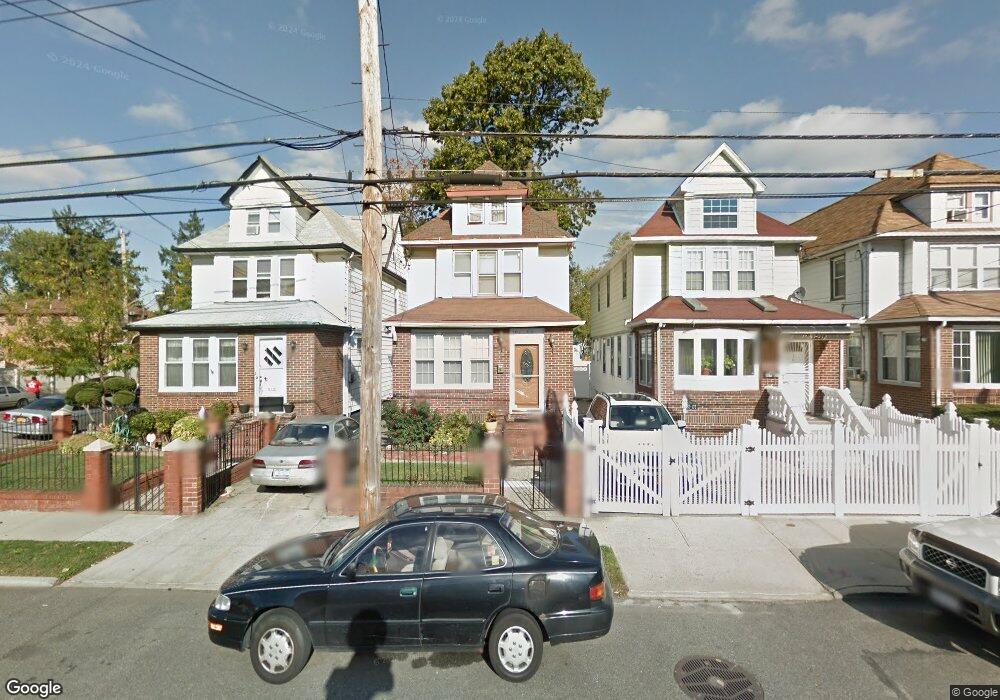 16705 111th Ave, Jamaica, NY 11433 - photo 1