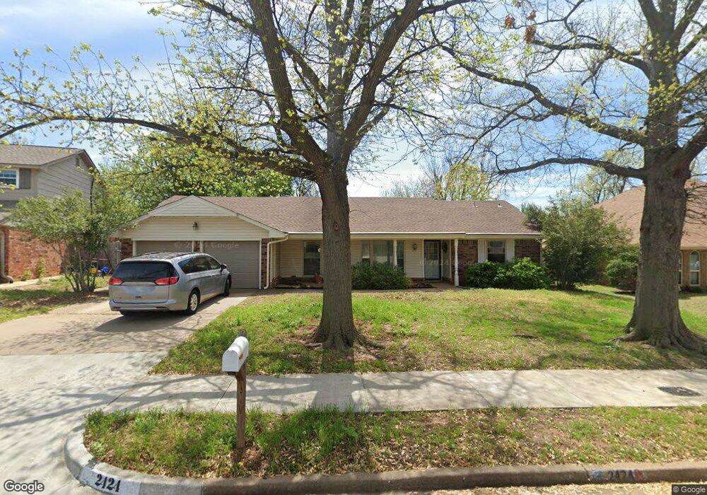 2424 NW 120th St, Oklahoma City, OK 73120 - photo 1