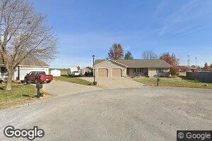 206 Sunset Dr, Bartelso, IL 62218