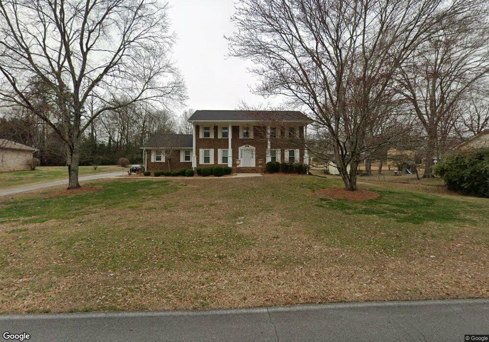 116 Windsor Dr, Calhoun, GA 30701 - photo 1