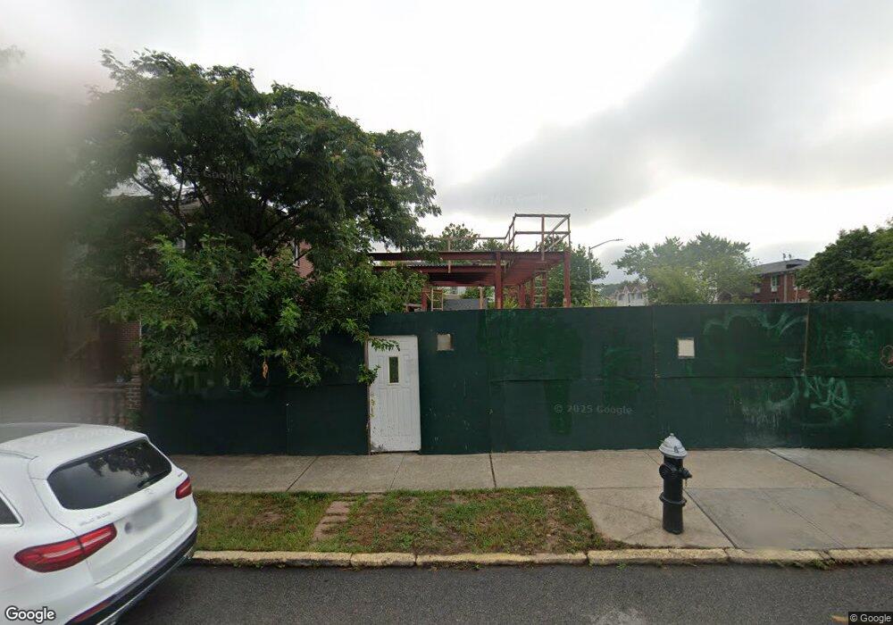 5015 188th St, Fresh Meadows, NY 11365 - photo 1