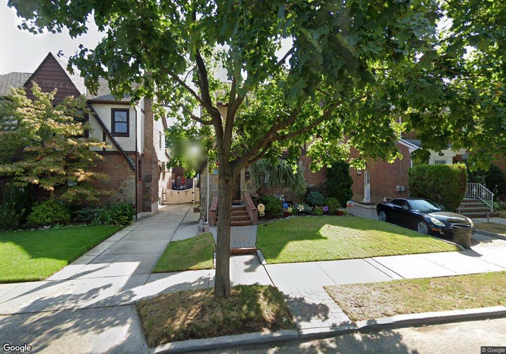 2915 168th St, Flushing, NY 11358 - photo 1