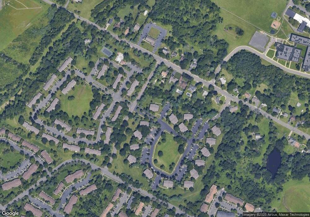 124 Crabapple Ln, Franklin Park, NJ 08823 - photo 1