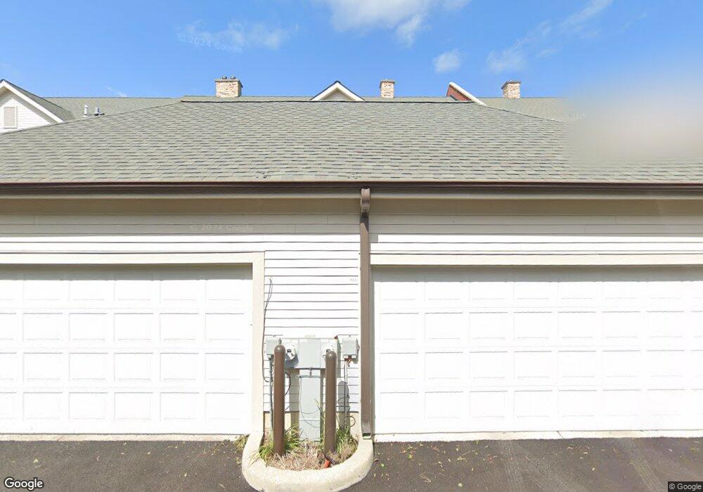 4295 Linden Tree Ln, Glenview, IL 60026 - photo 1