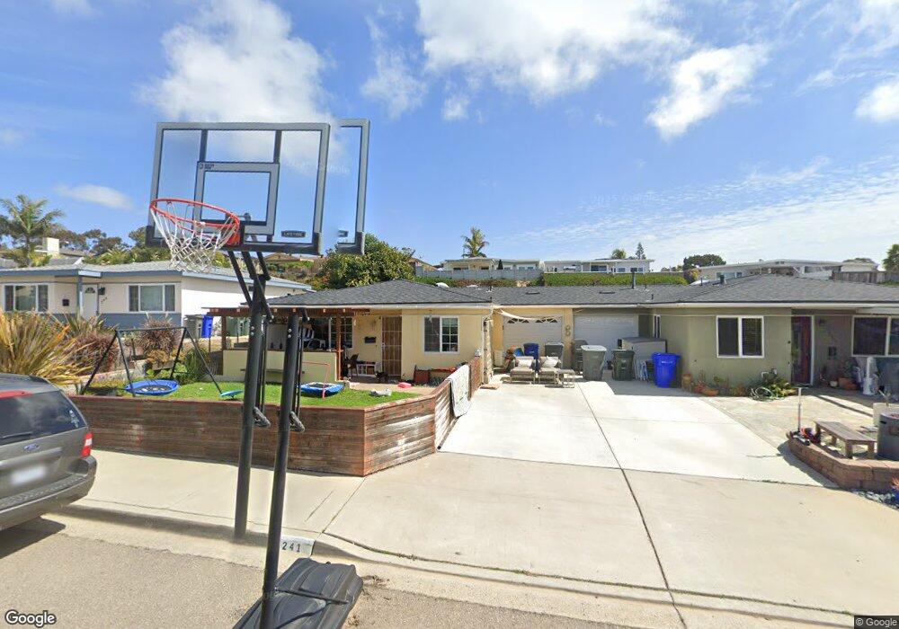 241 Delphinium St, Encinitas, CA 92024 - photo 1