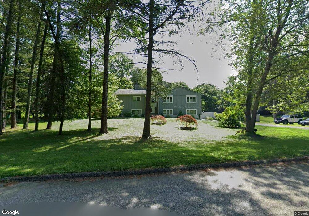 9 Pinebrook Loop, Hopewell Junction, NY 12533 - photo 1