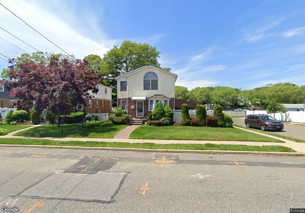 246 Claflin Blvd, Franklin Square, NY 11010 - photo 1