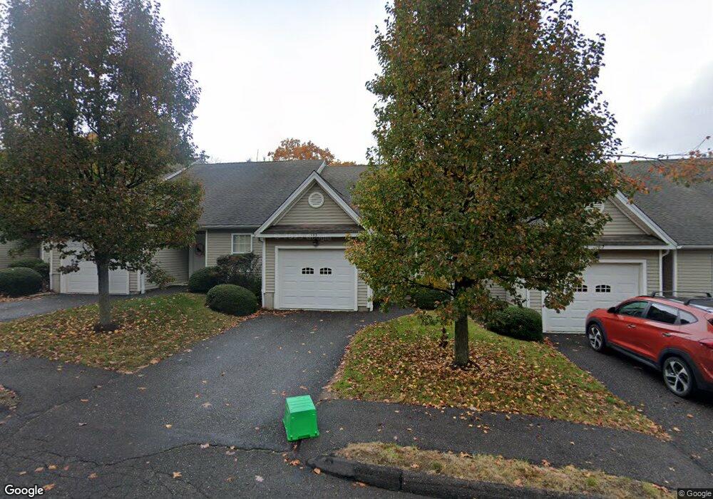 183 Julia Ct, Sandy Hook, CT 06482 - photo 1