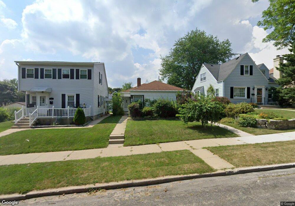 4255 S 2nd St, Milwaukee, WI 53207 - photo 1