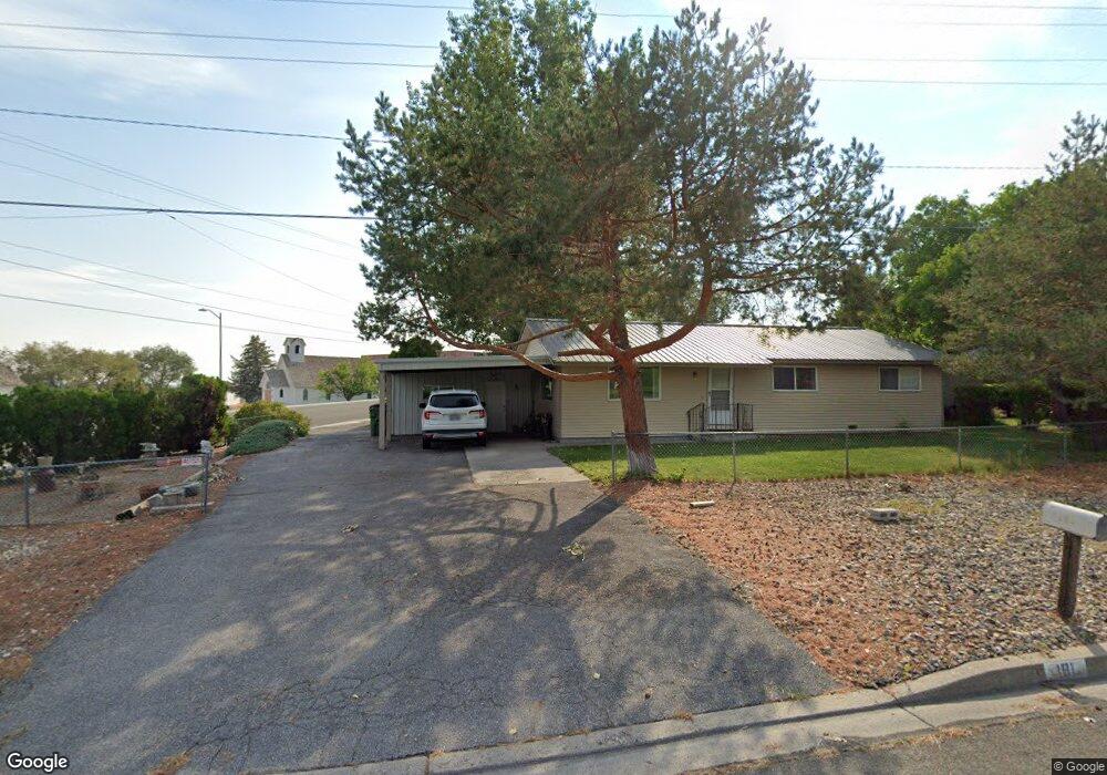 181 Maple Ave, Winnemucca, NV 89445 - photo 1