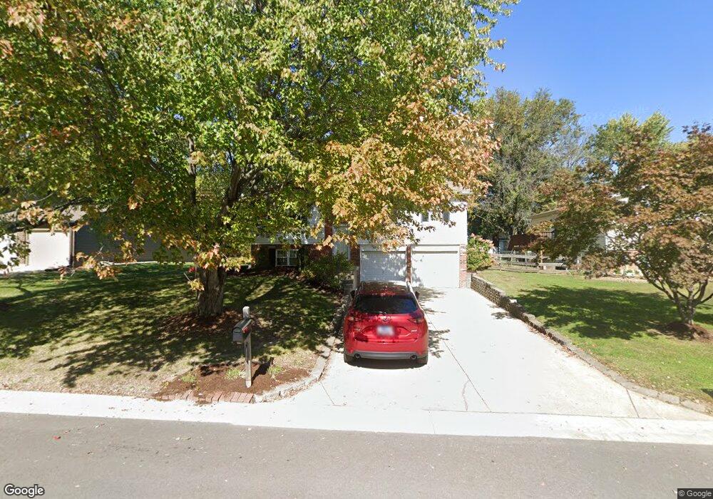 16 Nassau Dr, Maryville, IL 62062 - photo 1