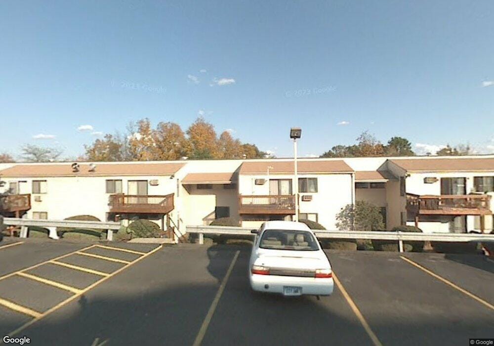 210 Woodland Dr, Cromwell, CT 06416 - photo 1