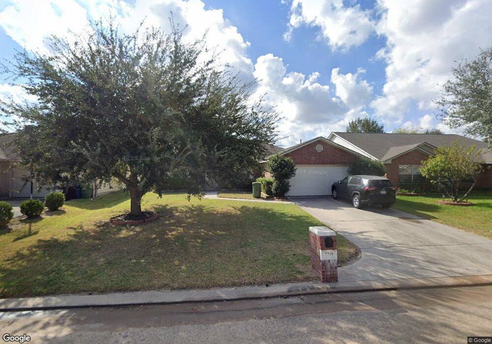 7719 Valley Elm Ln, Houston, TX 77040 - photo 1