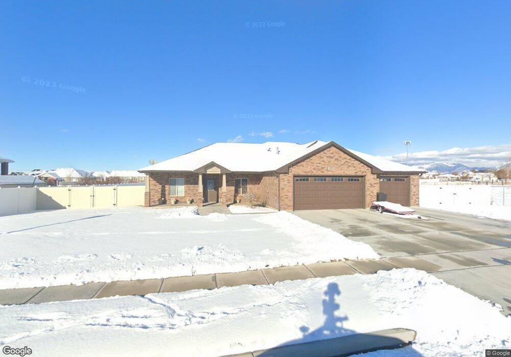 3328 W 1880 N, Clinton, UT 84015 - photo 1