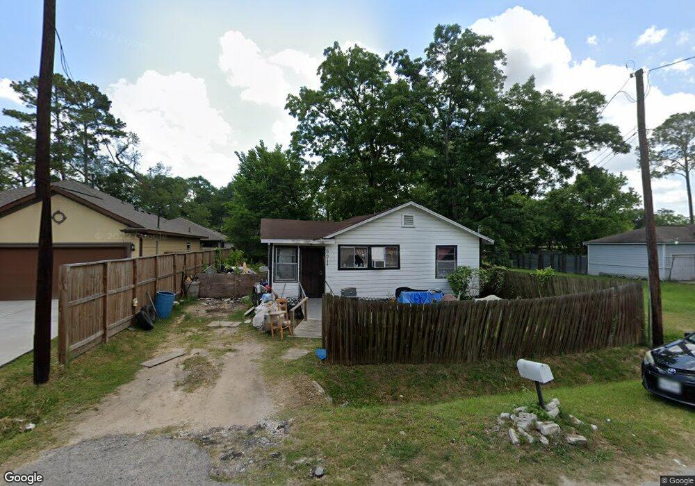 6614 Ezzard Charles Ln, Houston, TX 77091 - photo 1