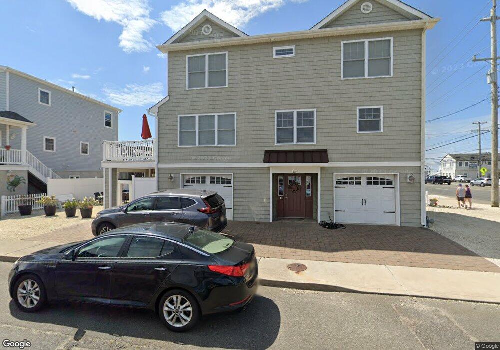 102 E 30th St, Ship Bottom, NJ 08008 - photo 1