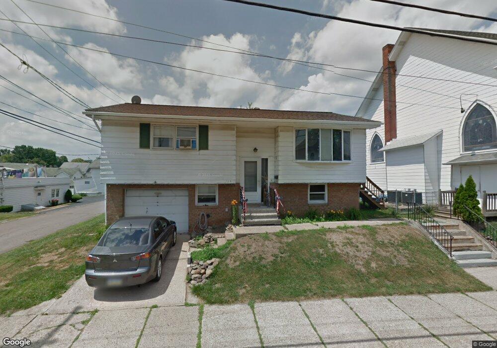 124 S Walnut St, Nanticoke, PA 18634 - photo 1