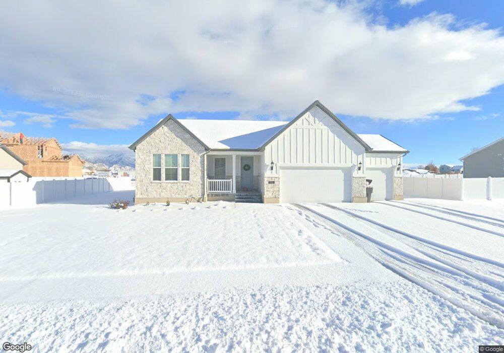 2446 N 3370 W, Clearfield, UT 84015 - photo 1