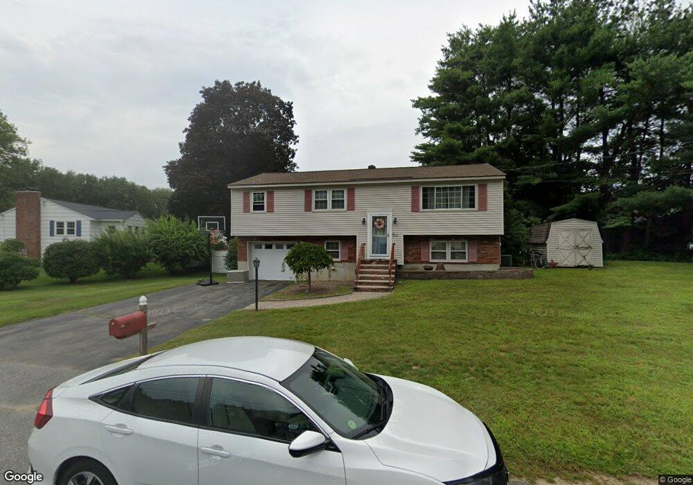 27 Marsh Ave, Salem, NH 03079 - photo 1