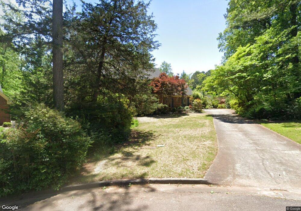 5831 Wyndemere Ln, Stone Mountain, GA 30087 - photo 1