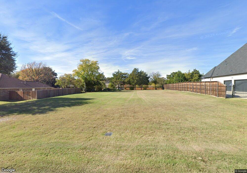 3010 Lake Dr, Grapevine, TX 76092 - photo 1