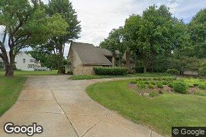 5241 Deer Run Cir, Orchard Lake, MI 48323