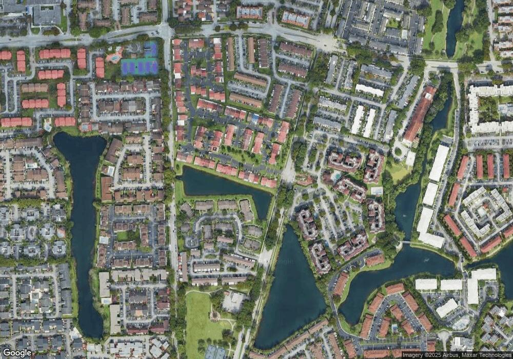 15212 SW 81st Ln, Miami, FL 33193 - photo 1