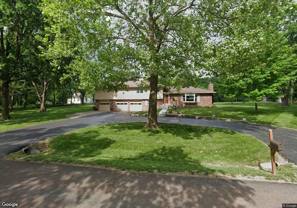 5315 SW Lincolnshire Cir, Topeka, KS 66610 - photo 1