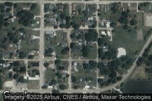 208 Oak St, Cedar Point, IL 61316