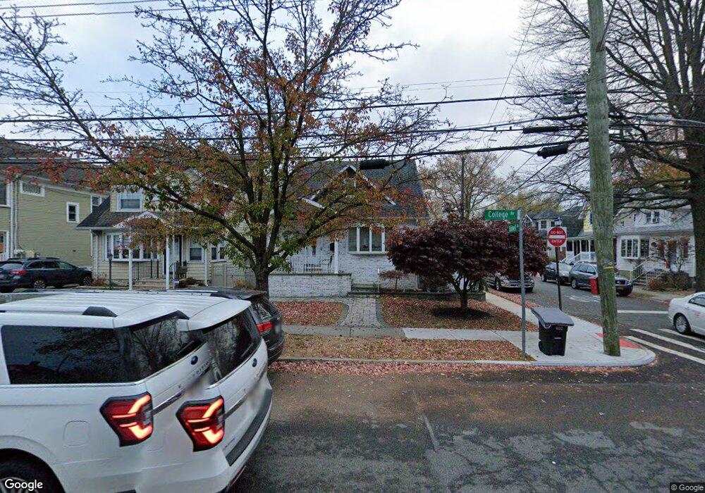 462 College Ave, Staten Island, NY 10314 - photo 1