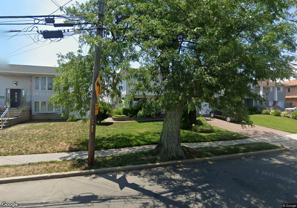 3570 Bertha Dr, Baldwin, NY 11510 - photo 1