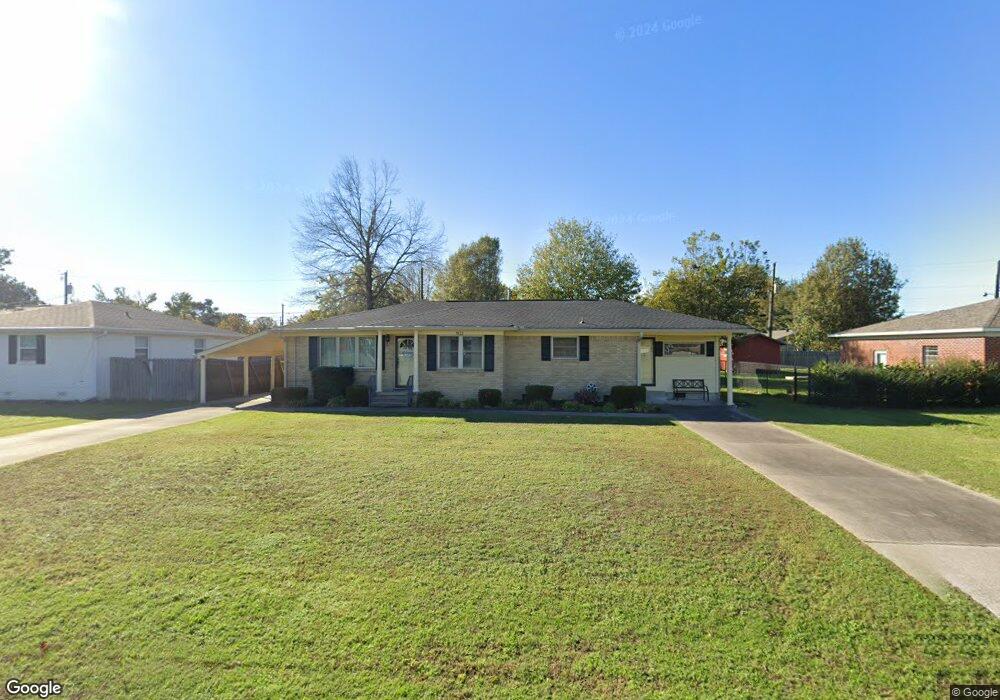 1922 S Columbus St, Stuttgart, AR 72160 - photo 1